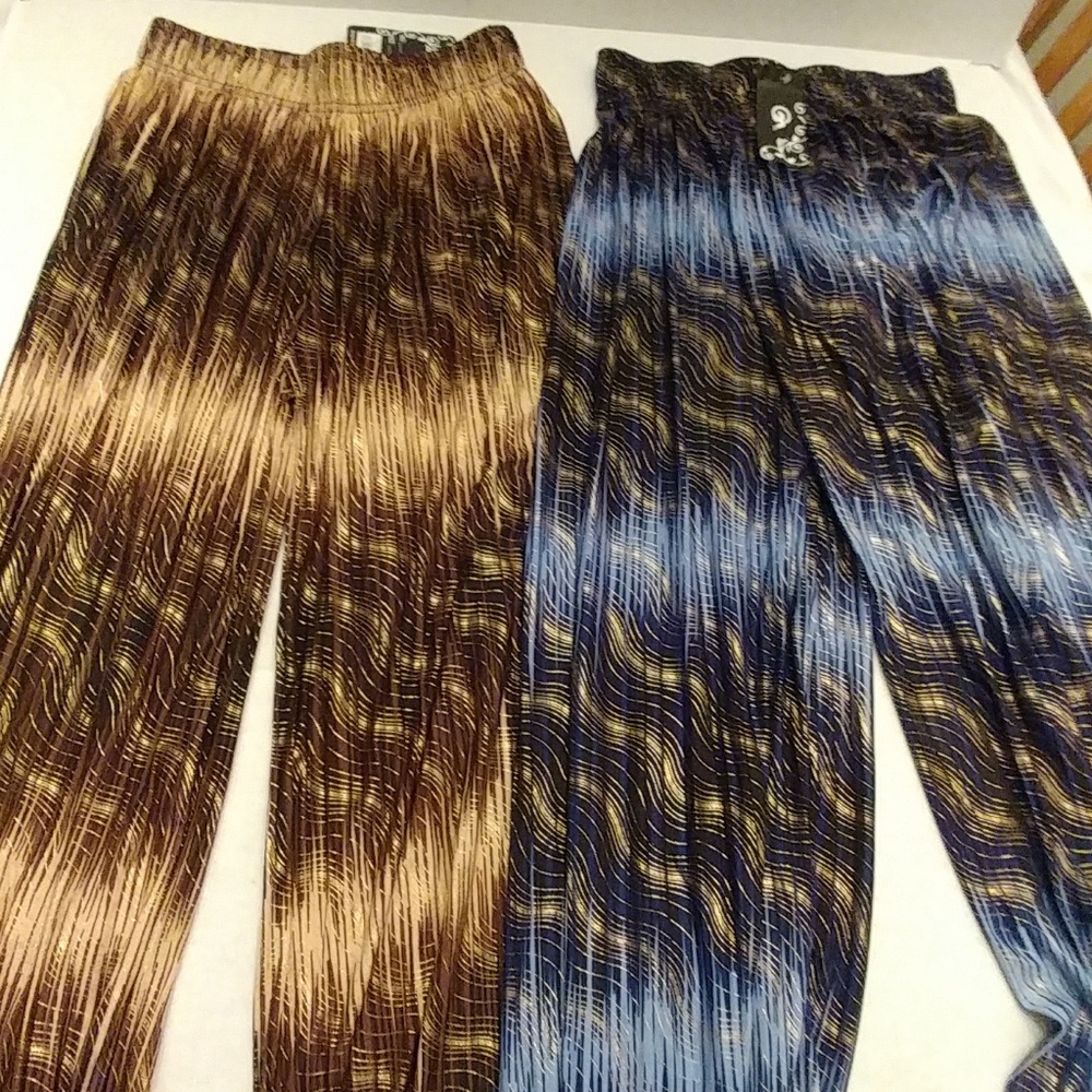 2 GM Fashion USA stretch pants